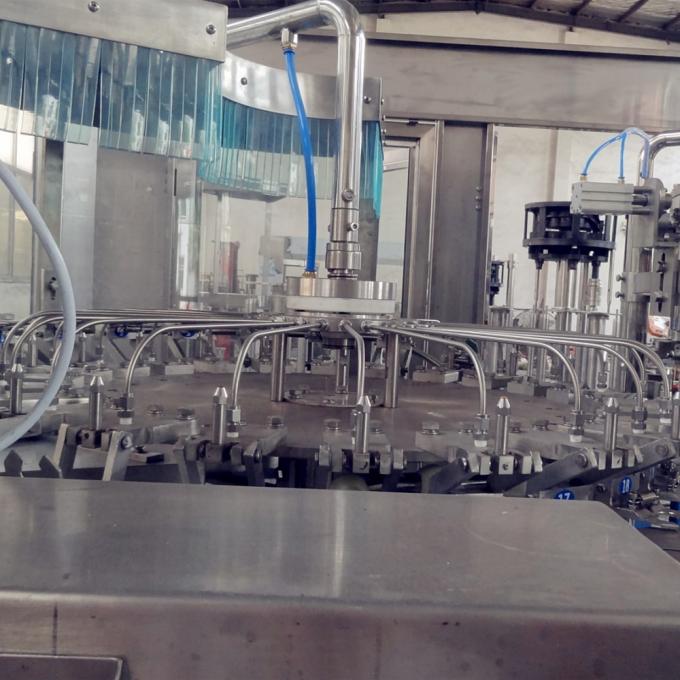 bier van de het ontwerpautomaat van 2016 het nieuwe/sprankelende drank het vullen machine voor kleine fabriek