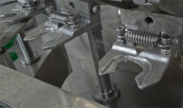 Gelast de Machine Op zwaar werk berekend Roestvrij staal van het waterflessenvullen 3