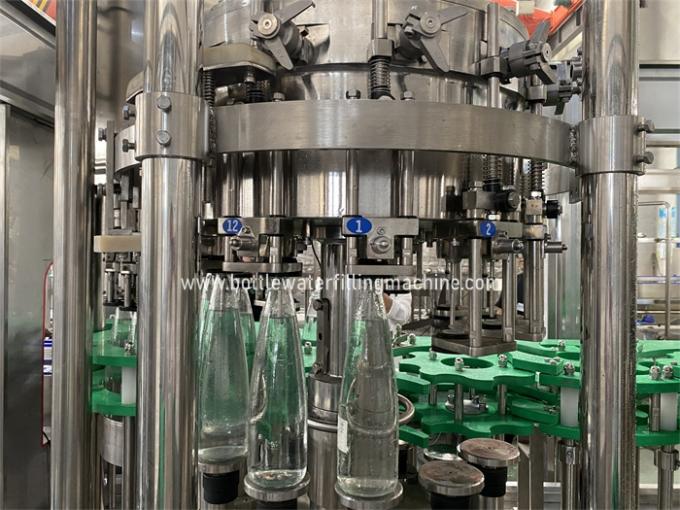 De glasfles carbonateerde Productielijn van Frisdranken de Spoelende Vullende Machines 2000ml 0